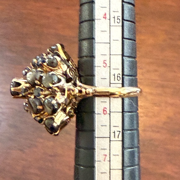 14K solid gold natural corn blue sapphire and black star sapphire cluster ring - Picture 8 of 9